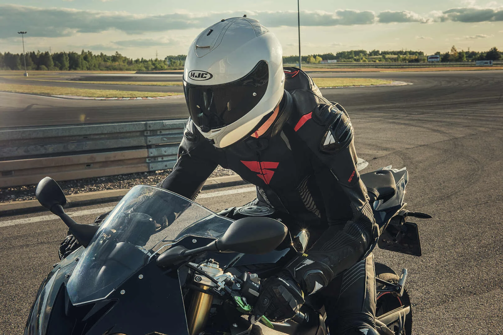 SHIMA MONO APEX RS 1PCS BLACK/RED - Image 4